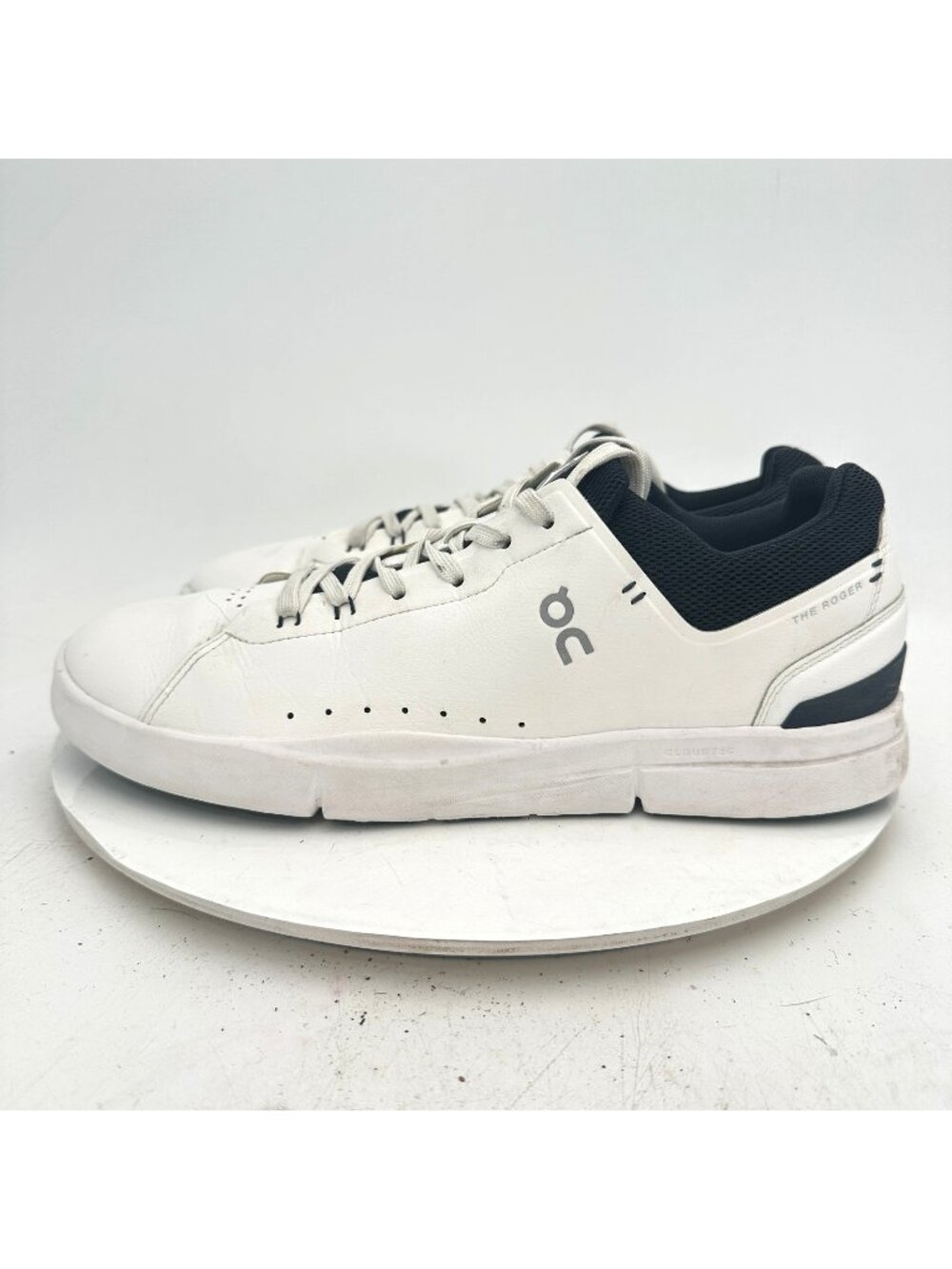 On The Roger Advantage Men Size 10.5 48-99457 White Midnight Tennis Shoes